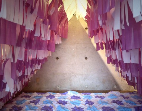 랑 〈pink tent〉 랑 〈pink tent〉